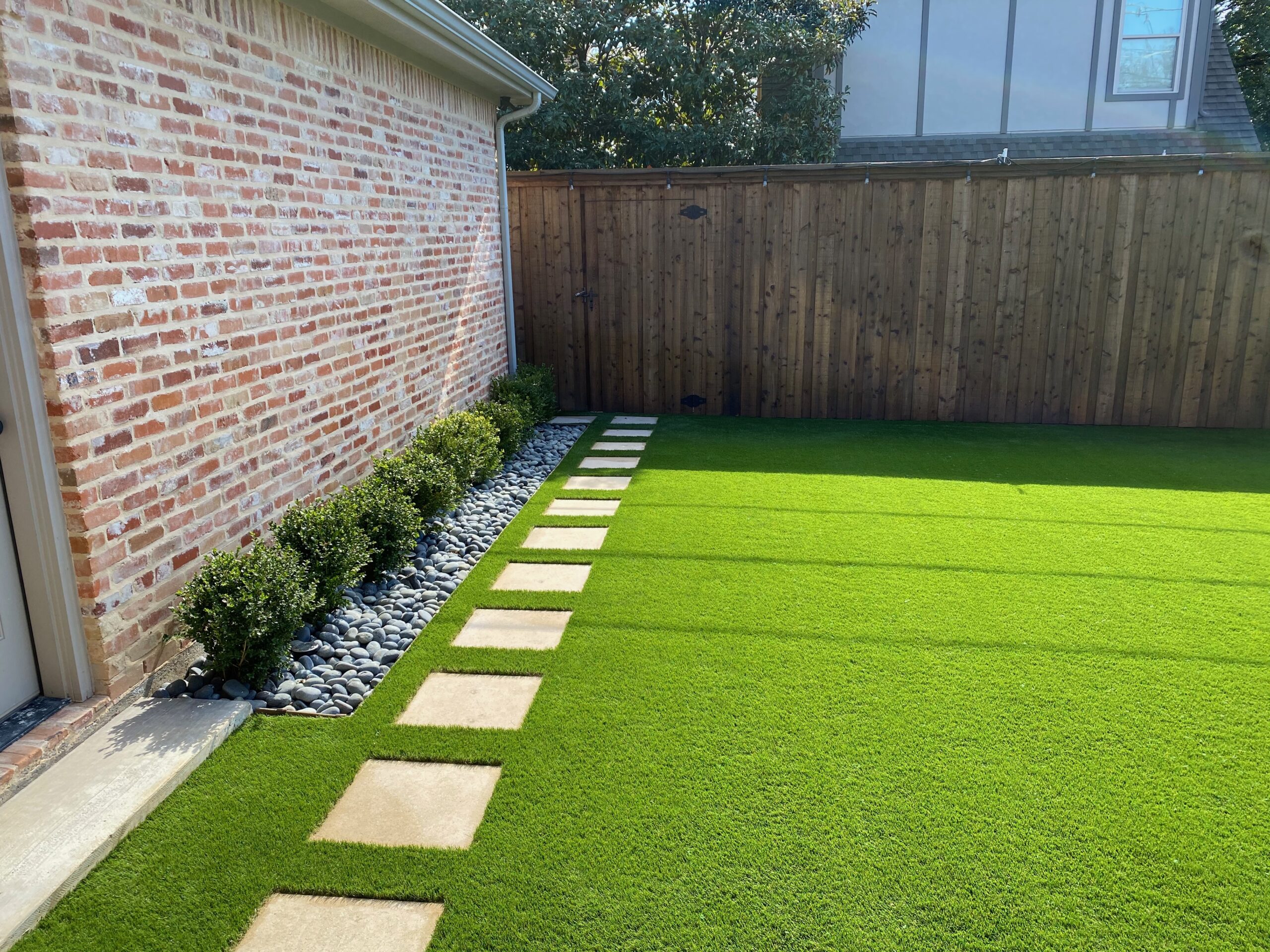 Ways To Use Artificial Grass Carpet As Part Of Your Home Decoration
