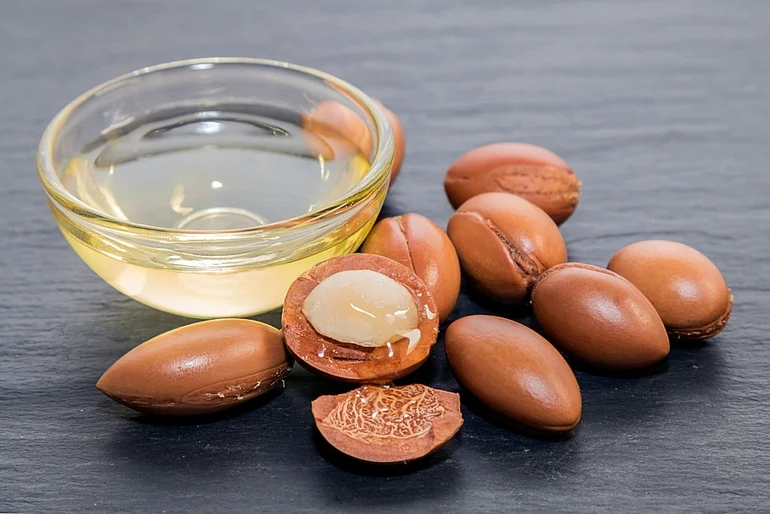 Argan Oil Secrets: Nature’s Elixir for Beauty and Wellness